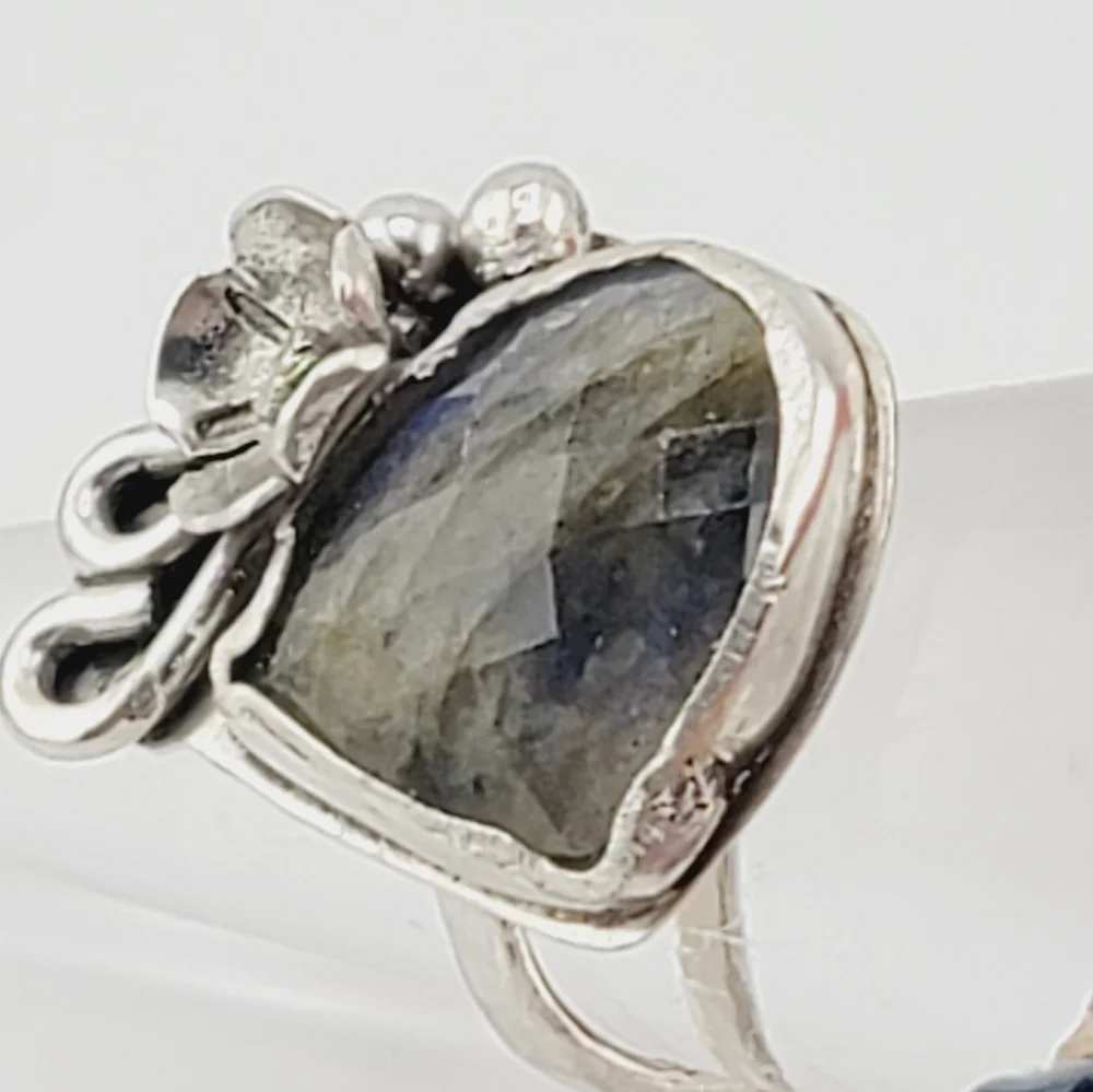 LABRADORITE FLORAL RING HANDMADE IN STERLING SILVER METAL SIZE 8.5